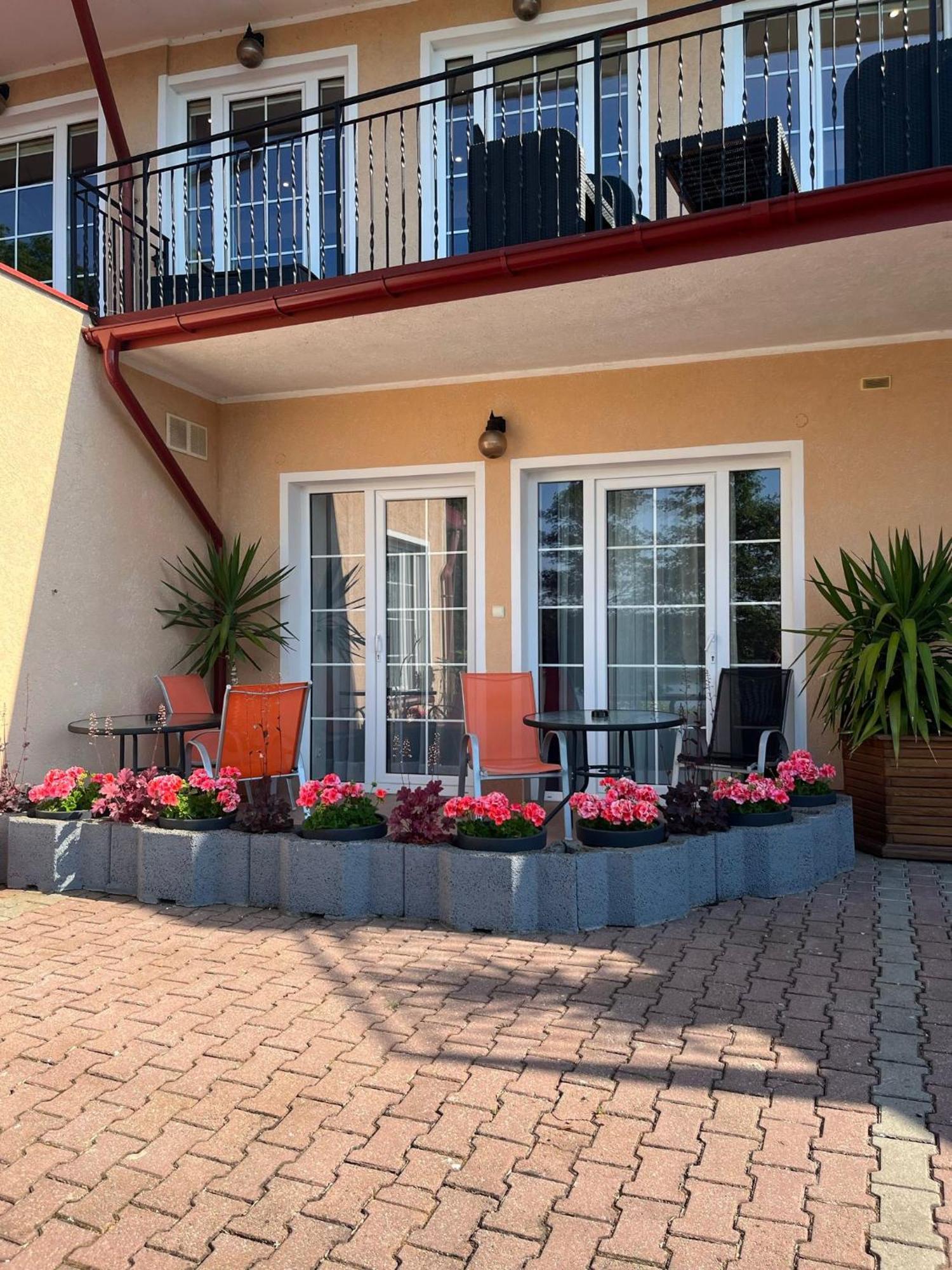 Eva Otel Mrągowo Dış mekan fotoğraf
