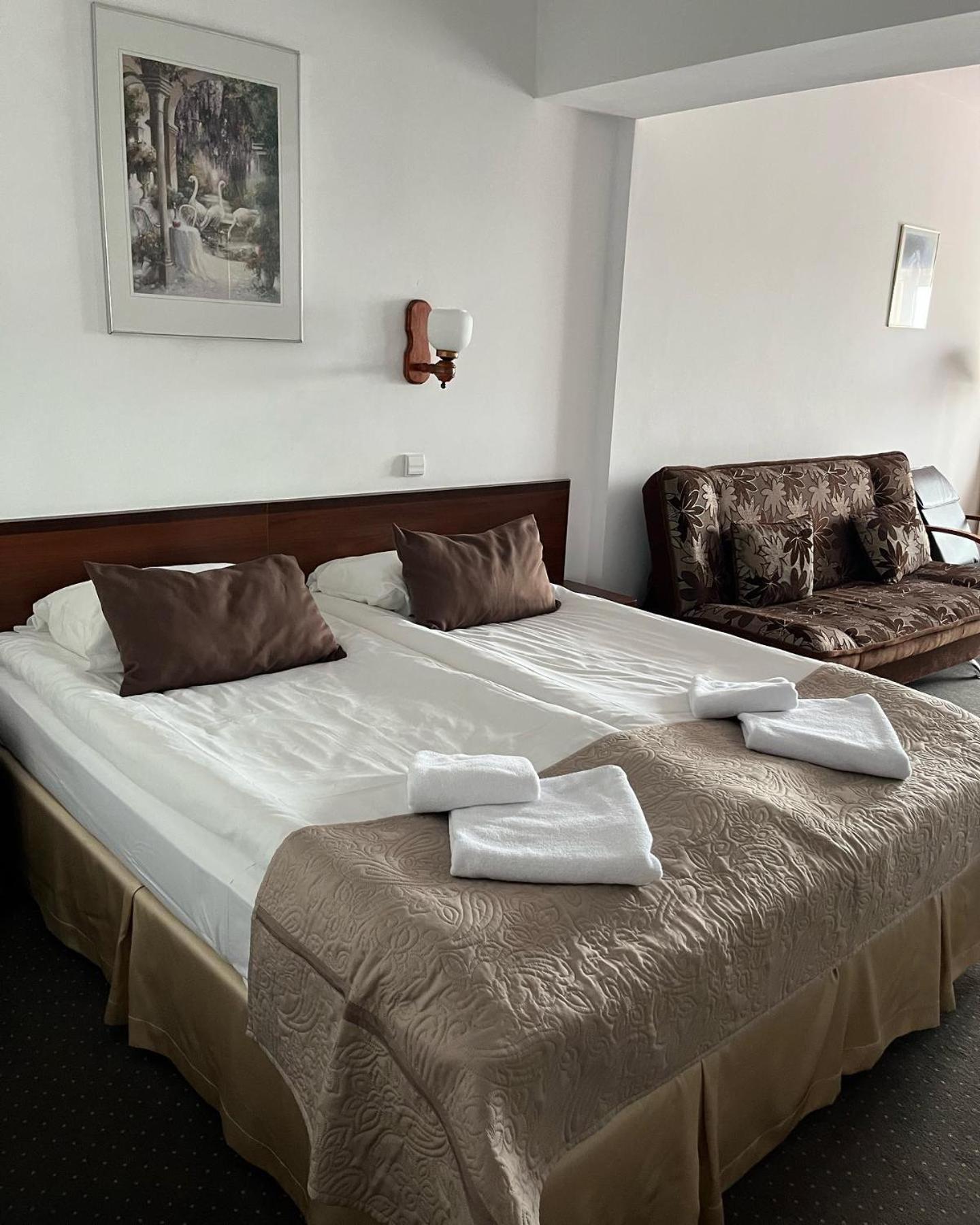 Eva Otel Mrągowo Dış mekan fotoğraf