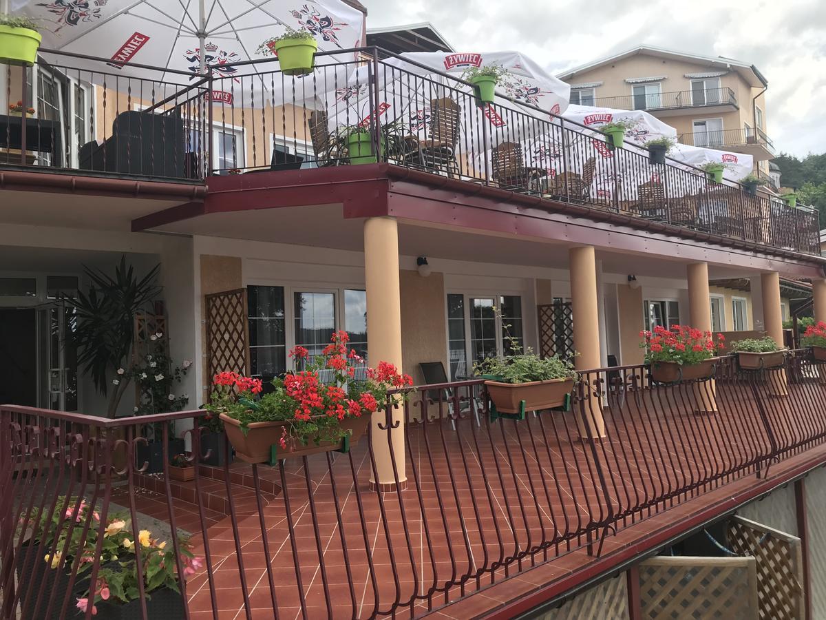 Eva Otel Mrągowo Dış mekan fotoğraf